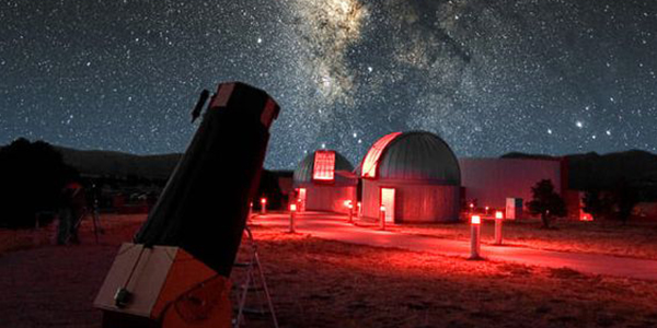 Spend a romantic evening under the stars at McDonald Observatory, Texas